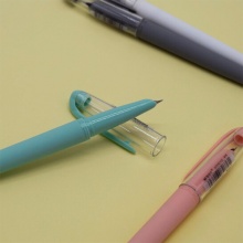 晨光钢笔糖果主义AFP60102 白色/蓝色/灰色/粉红 混色随机 36支/盒