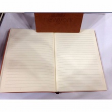华岁软皮皮面笔记本72-893 72K（9*14）-96张 黑色/咖啡色/紫色/棕红色 70g米黄纸