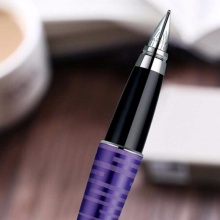 派克都市系列 钢笔 时尚紫白夹 礼盒包装