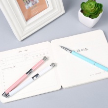 晨光钢笔AFP43208皇冠 吸水式 白色/蓝色/粉色 颜色随机 24支/盒