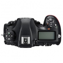 尼康（Nikon）D850单反相机（含专业读卡器、无线远程遥控器、UV遮光镜、存储卡64GB、相机包）