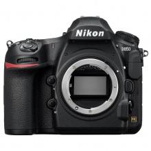 尼康（Nikon）D850单反相机（含专业读卡器、无线远程遥控器、UV遮光镜、存储卡64GB、相机包）